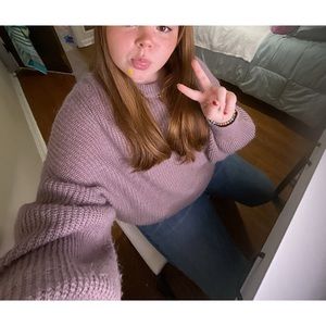 Meet your Posher, Carlee